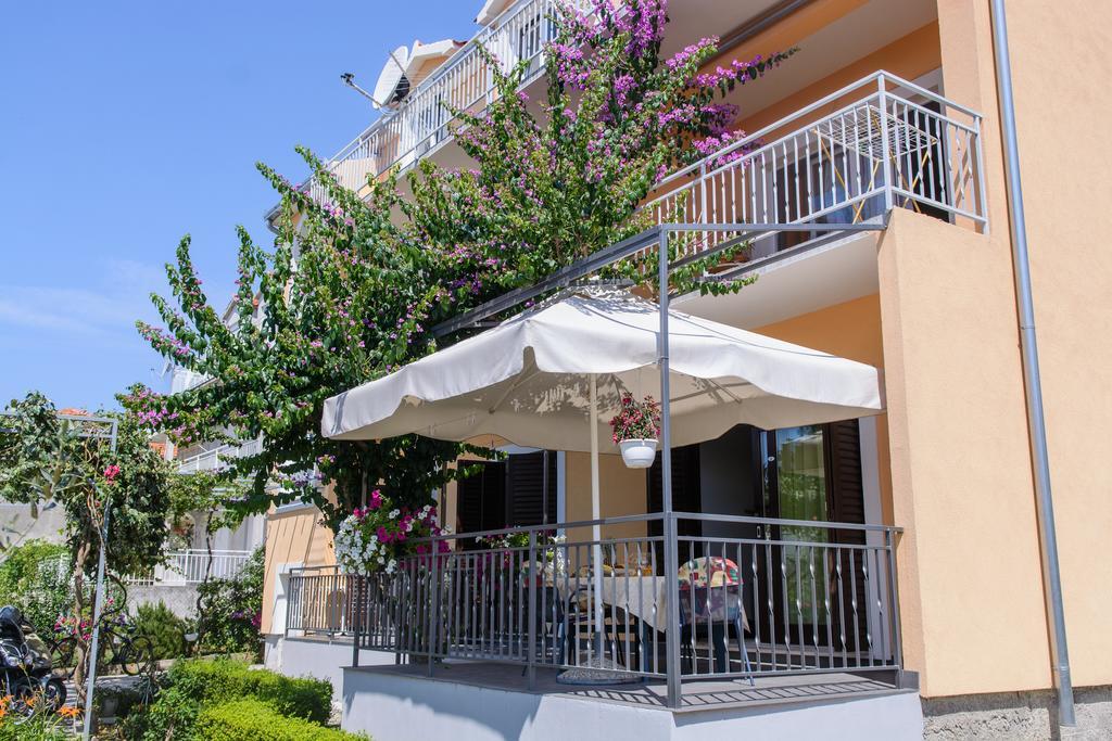 Apartments Grgic Trogir Ruang foto