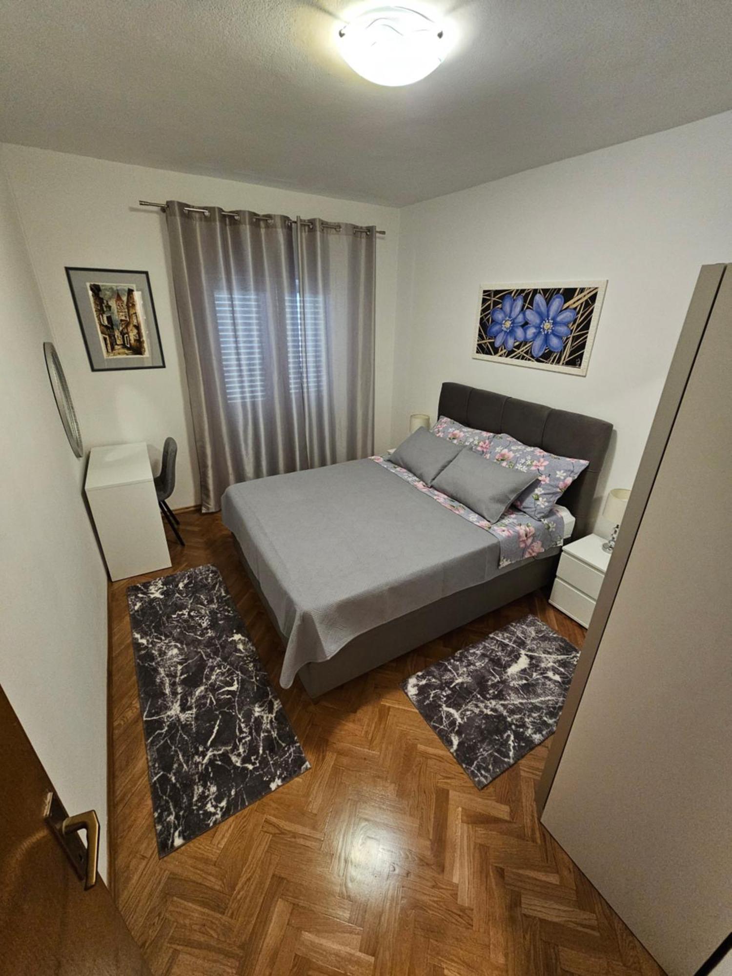 Apartments Grgic Trogir Bagian luar foto