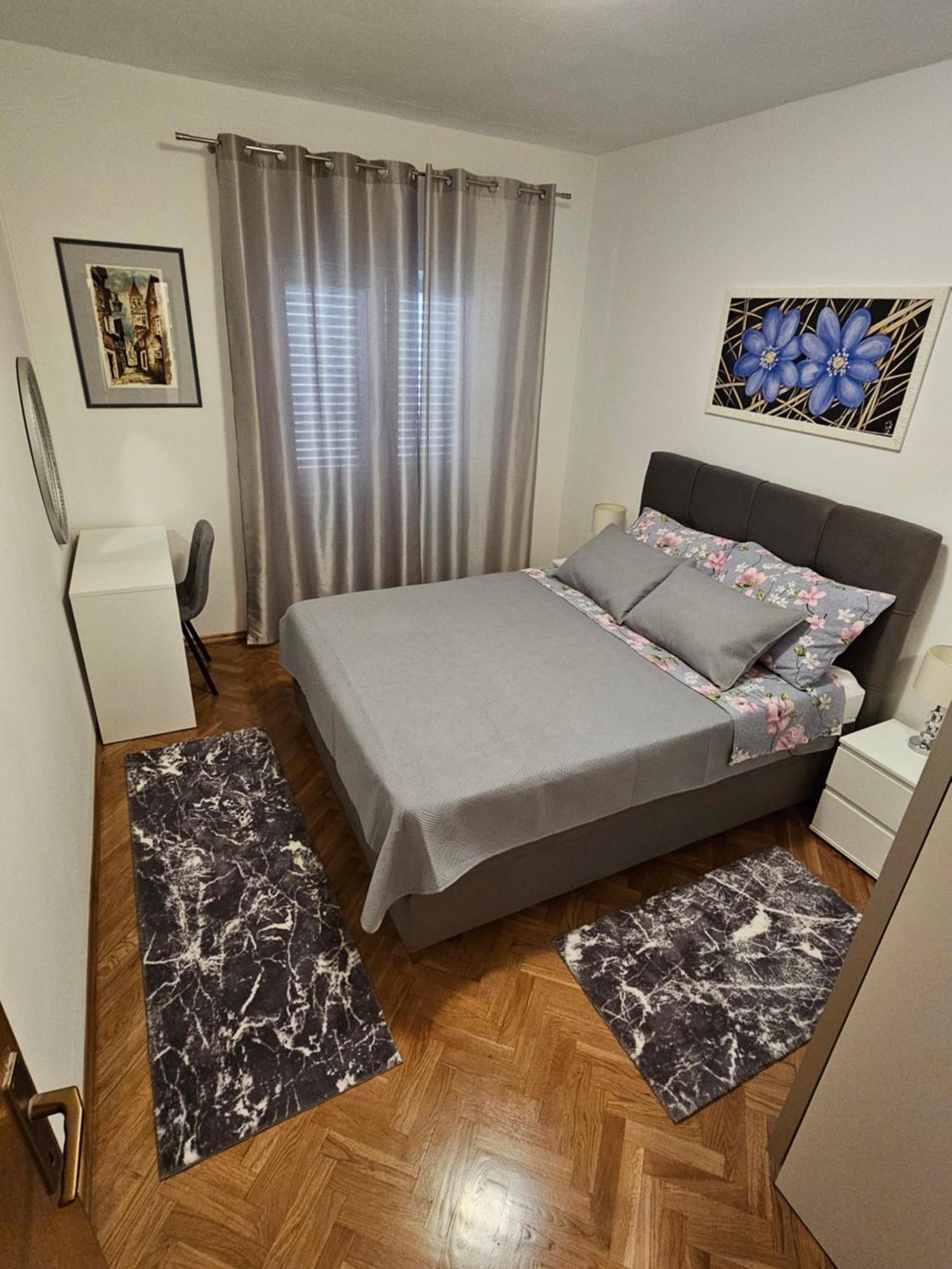 Apartments Grgic Trogir Bagian luar foto