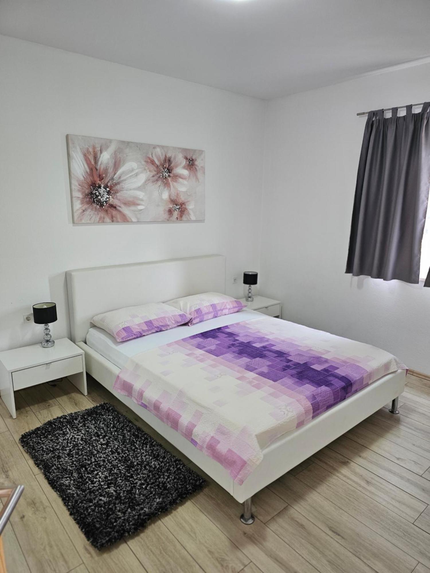 Apartments Grgic Trogir Bagian luar foto