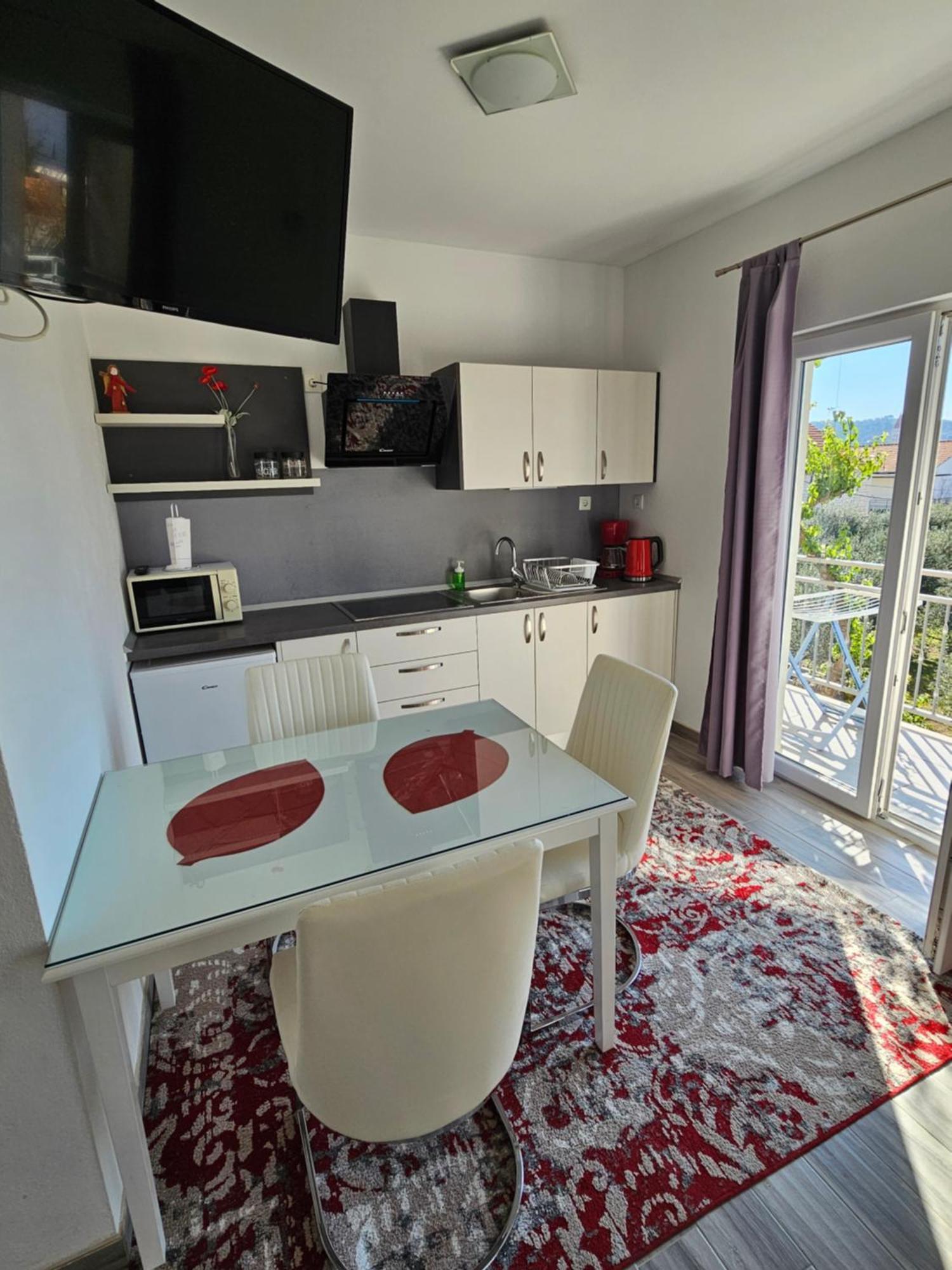 Apartments Grgic Trogir Bagian luar foto