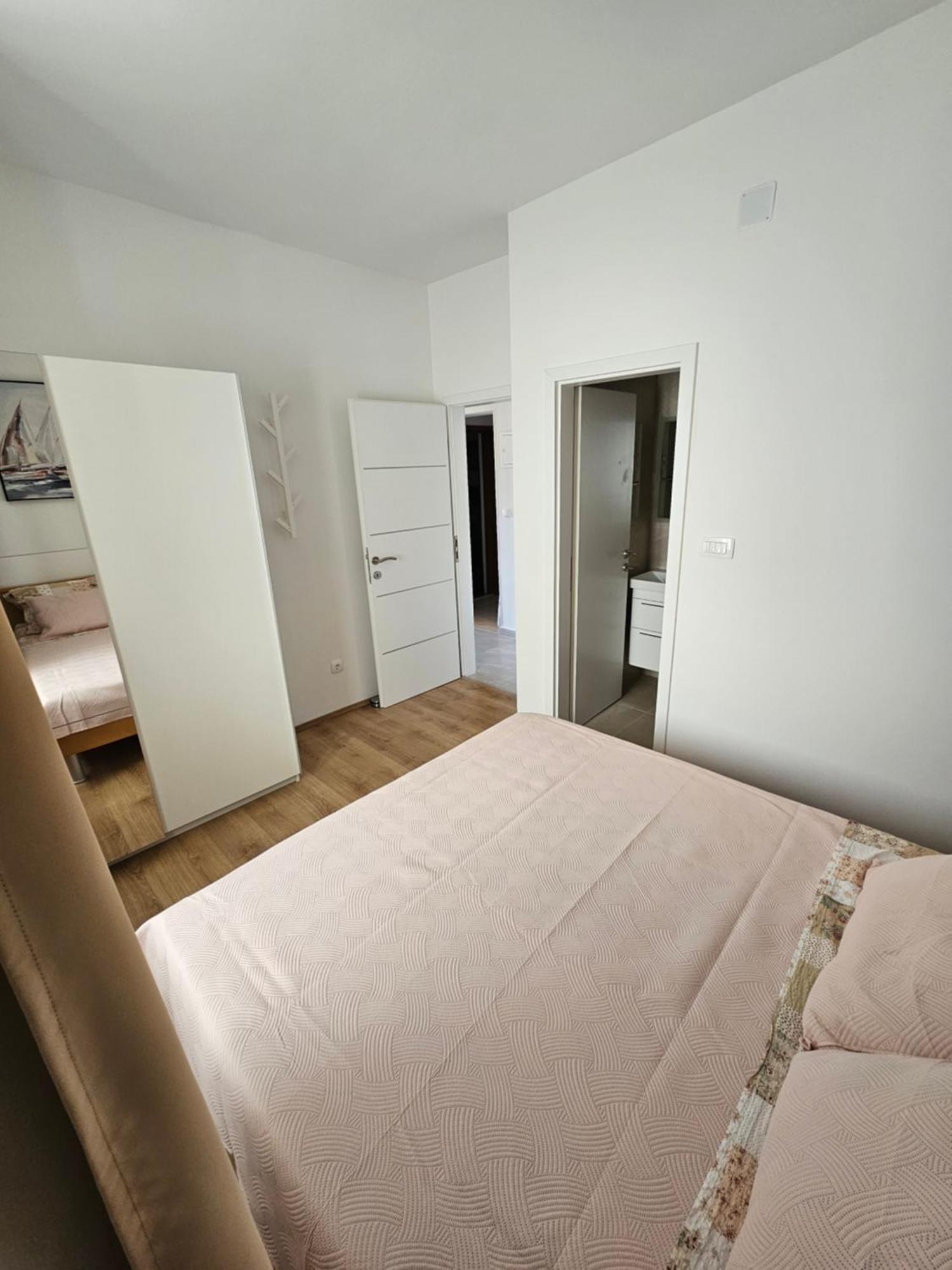 Apartments Grgic Trogir Bagian luar foto
