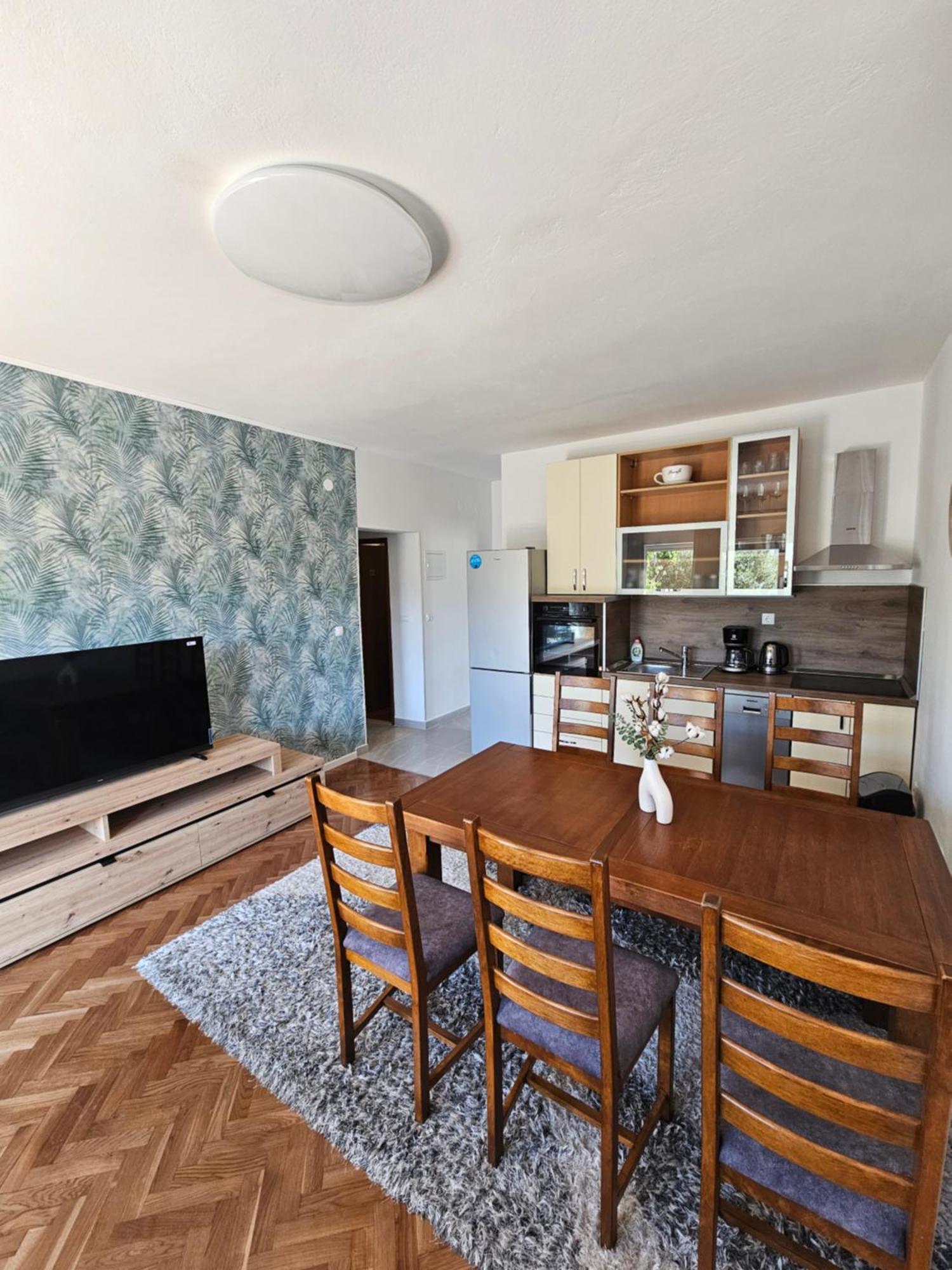Apartments Grgic Trogir Bagian luar foto