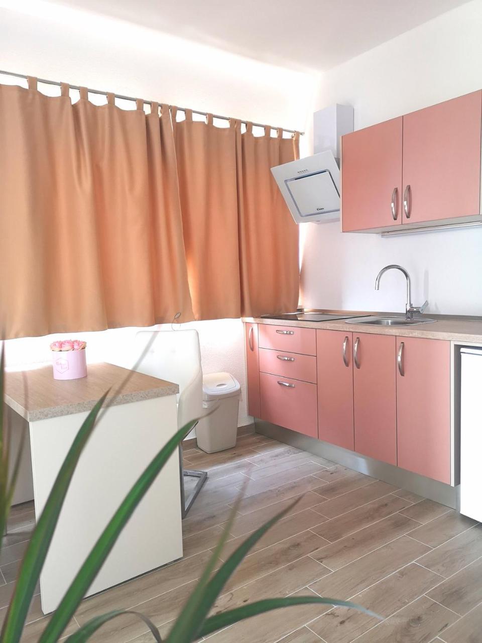 Apartments Grgic Trogir Bagian luar foto